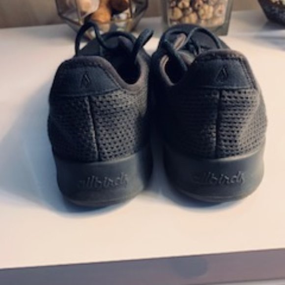 Allbirds Charcoal/Black Tree Runners - Picture 4 of 7